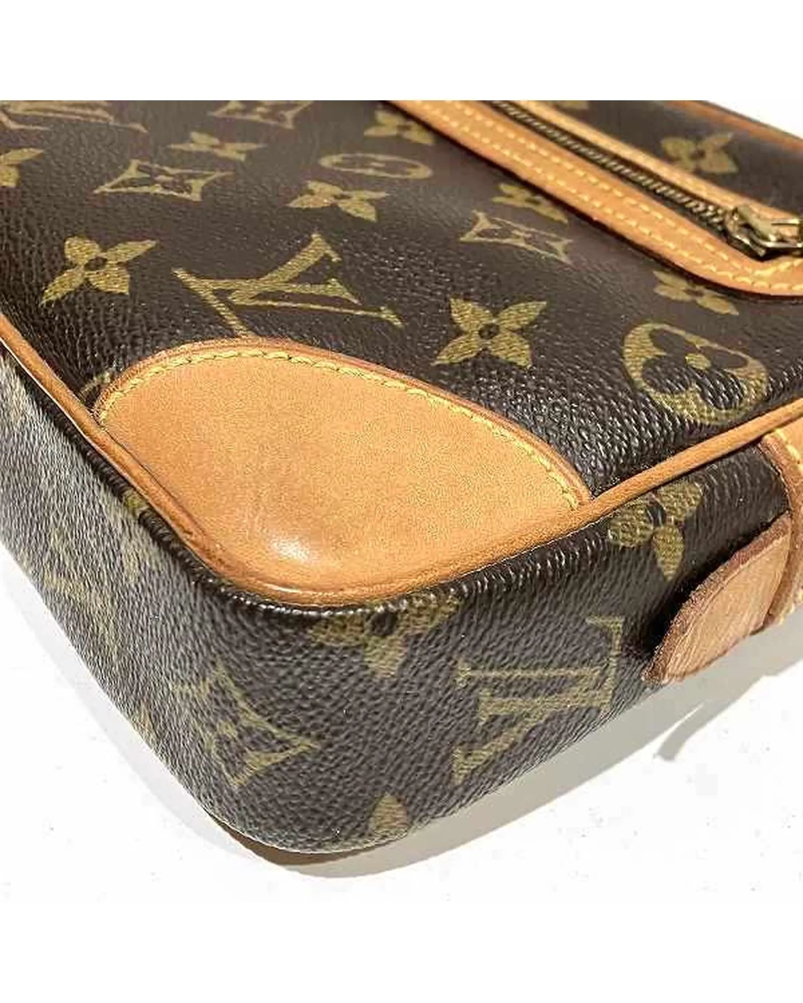 Authentic Louis Vuitton Monogram Canvas Clutch Bag