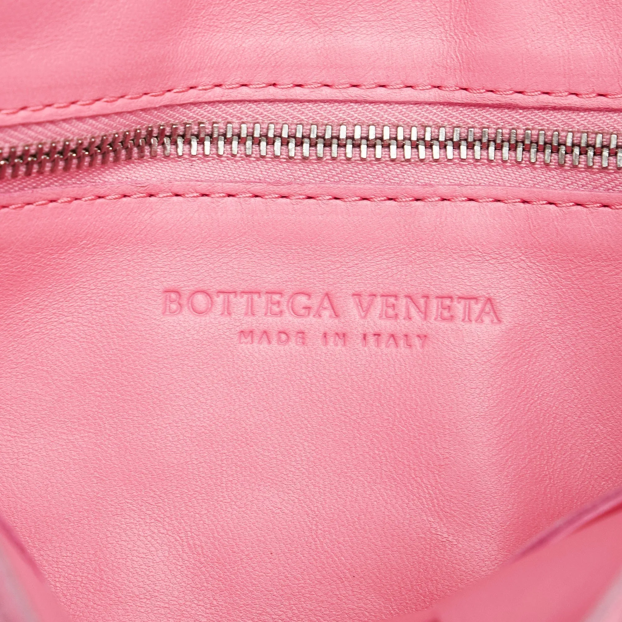 Bottega Veneta Cassette Pink Intrecciato