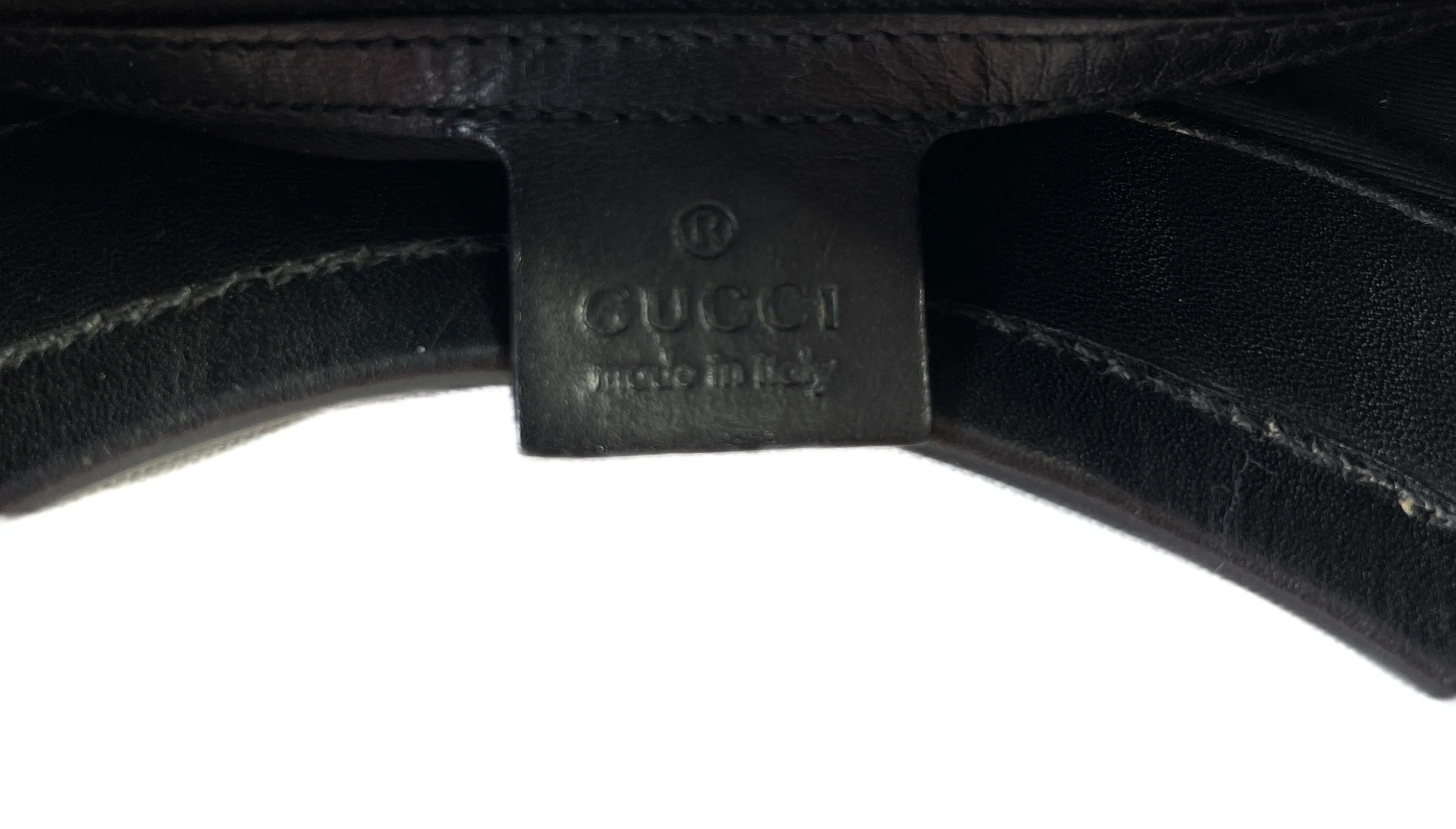 Gucci black signature shoulder bag