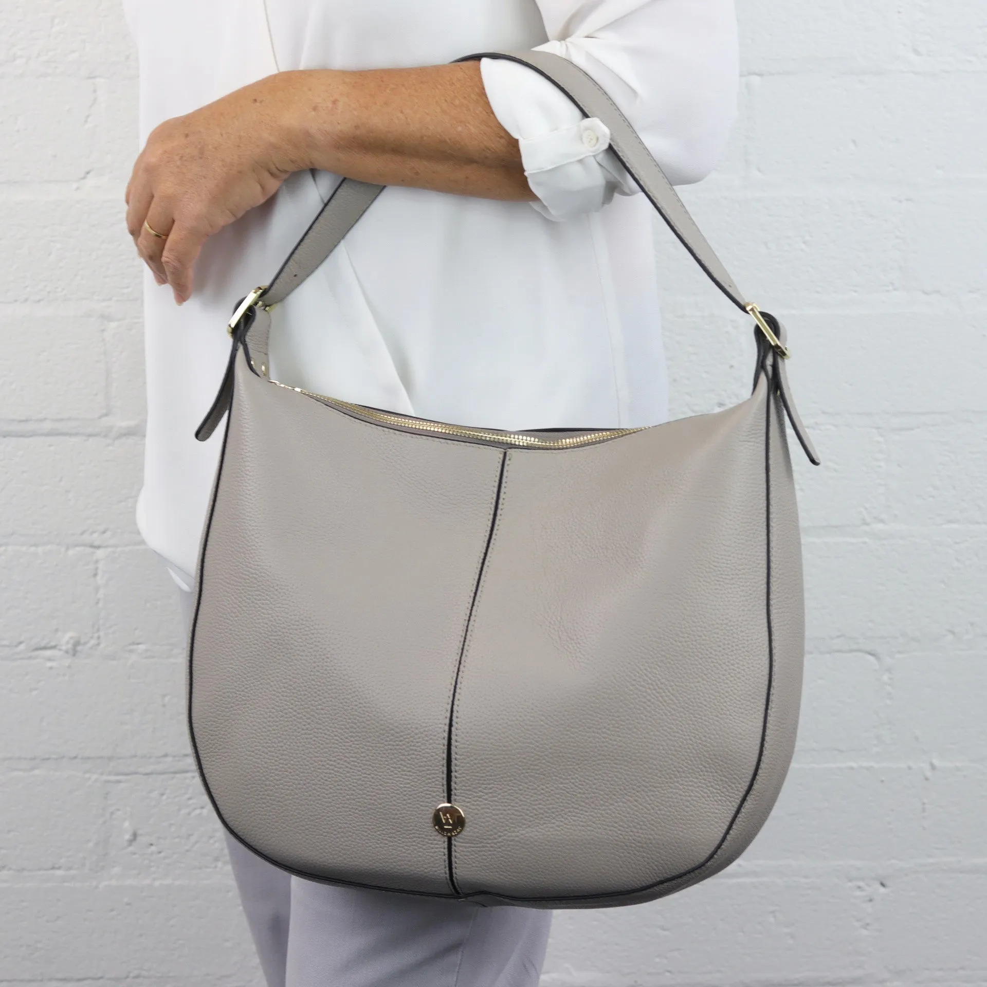 Kelsey ash leather hobo LAST ONE