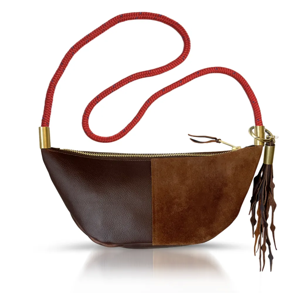 Sling Bag in Brown Leather